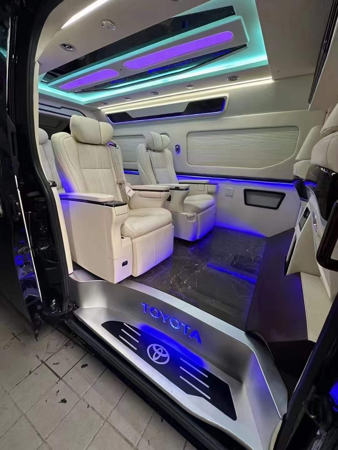 Грузовые автосидения
